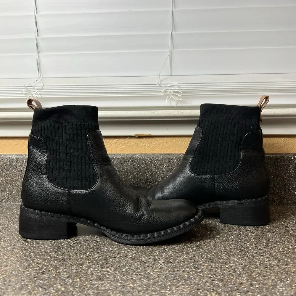 Gentle Souls Black Leather Ankle Boots Women's 8 M Comfort Casual Pull On Bootie